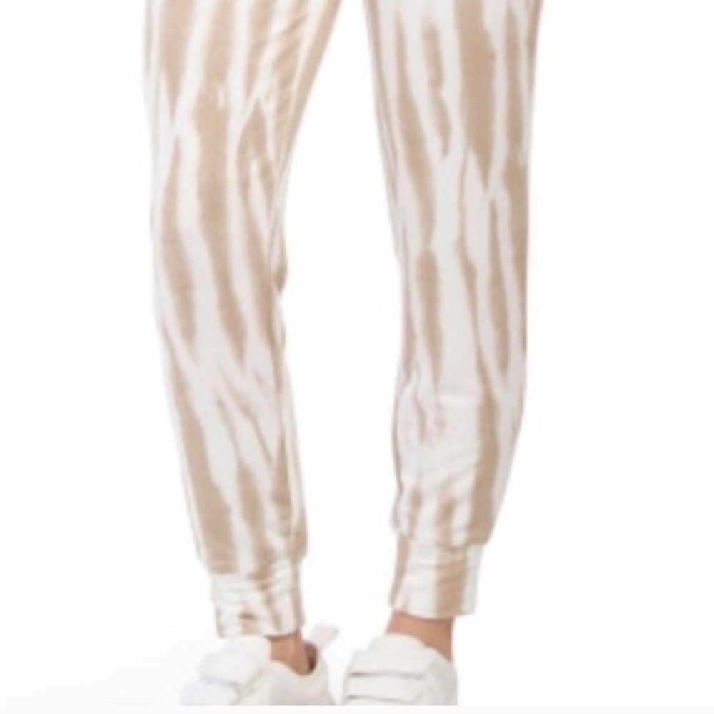 SOLD!!!!!Rachel Zoe Tie Die Joggers Beige and Off White - Picture 3 of 6